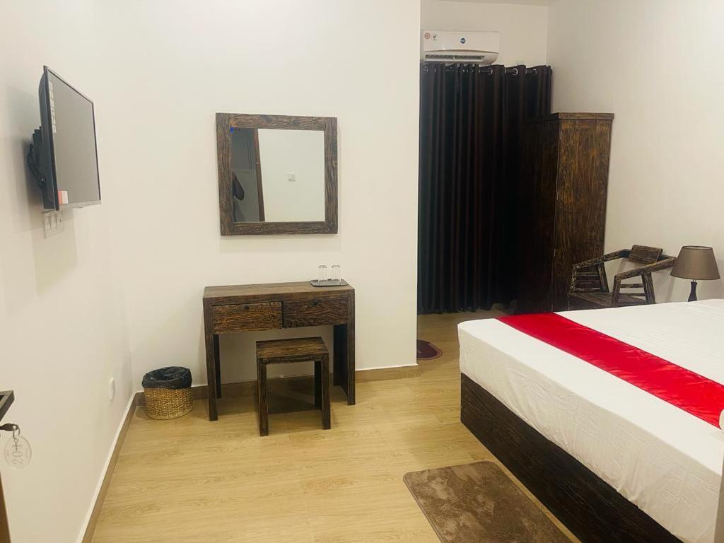 Lucky Transit Hotel - Katunayake Airport מראה חיצוני תמונה